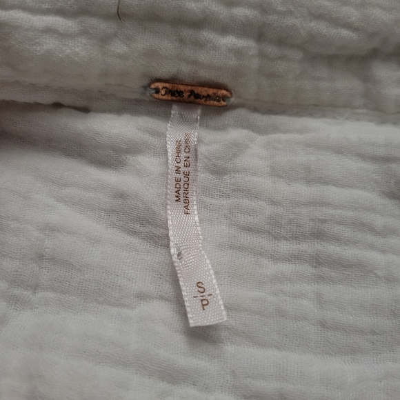 Free People Sun Streaks Tie Front Top Gauzy Button Up Tie Hem White Size Small - Picture 9 of 14